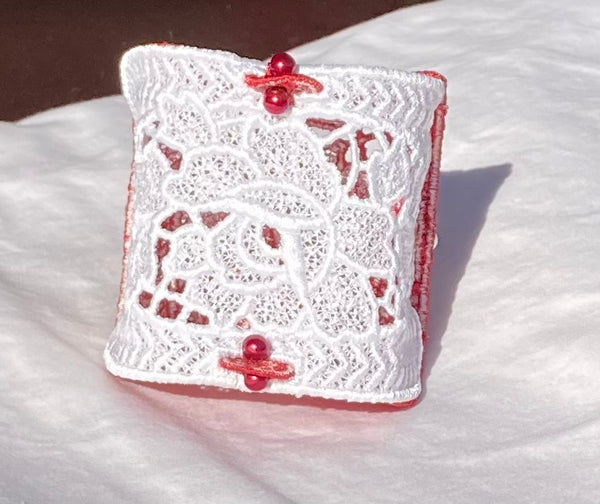 Gift Box - FSL (Free Standing Lace) Embroidered Gift Box size Small: 2.5 x 3 inch